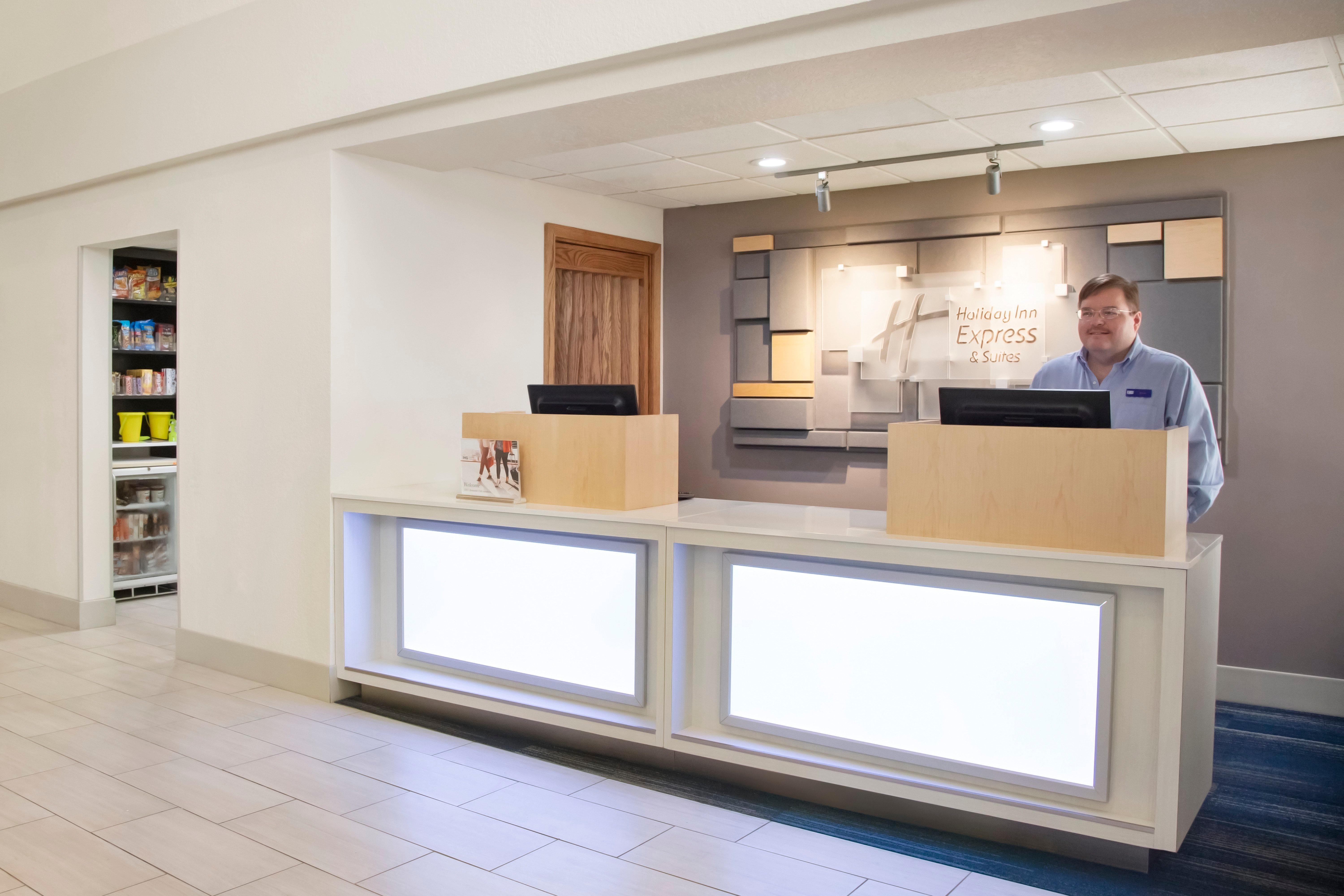 Holiday Inn Express & Suites Sarasota East By Ihg Vamo Esterno foto